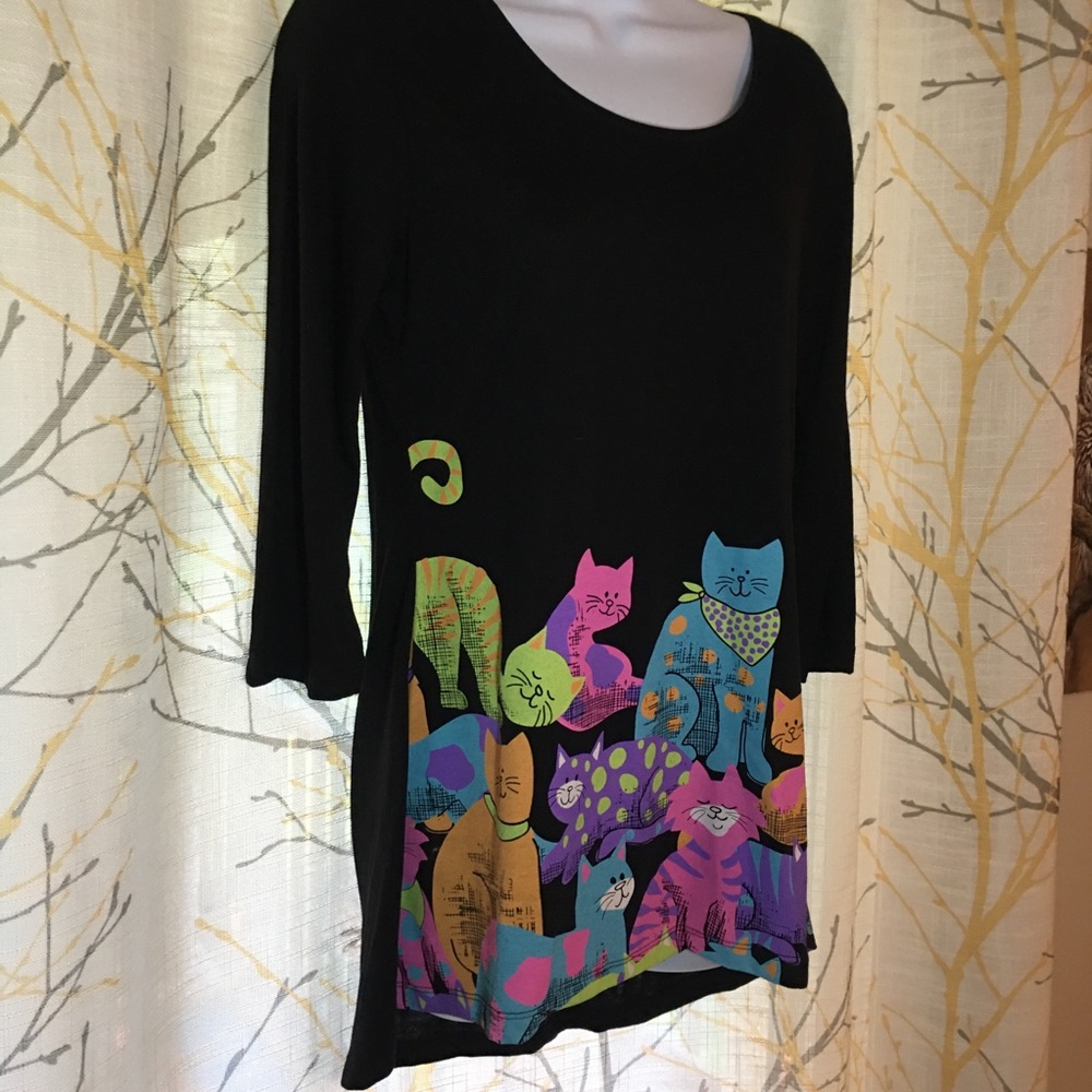Fun Colorful Cat Shirt - Picture 3 of 7
